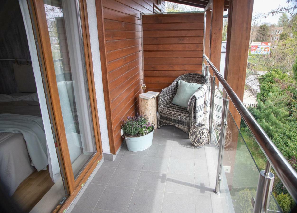Apartament Mietowy Zakatek Jastrzębia Góra Exterior foto